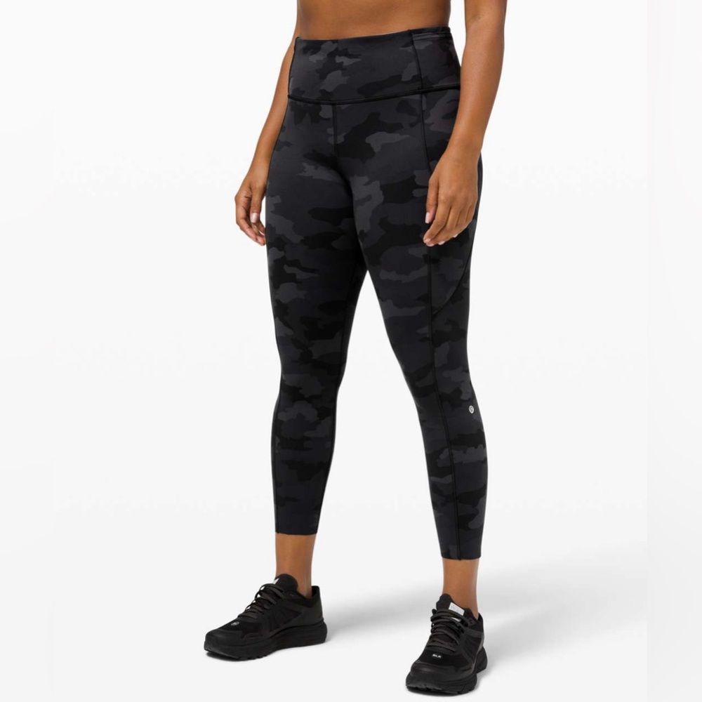 Lululemon Fast and Free Tight 25” Size 6